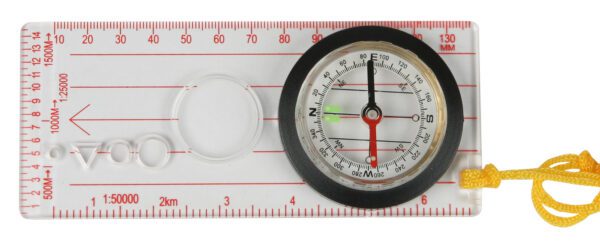 Klasická turistická buzola 140 mm dlouhá.