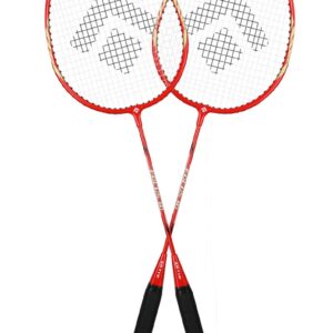 2 badmintonové rakety včetně obalu s popruhem.