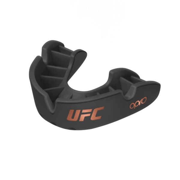 13558-5_chranice-zubu-opro-ufc-bronze-cerne