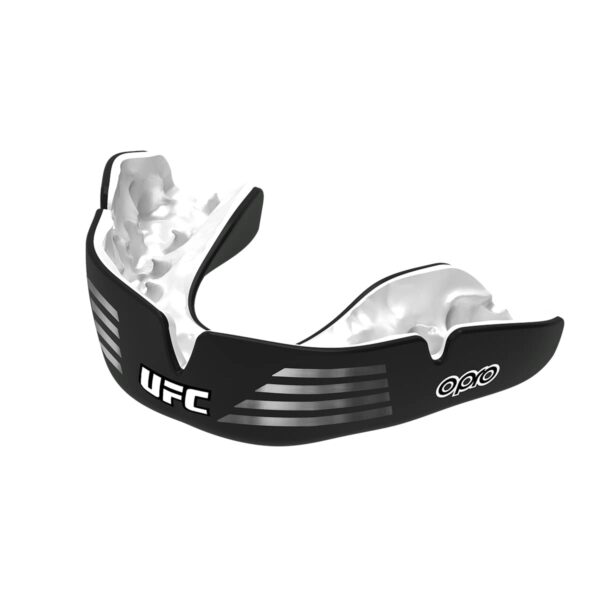 51180_chranice-zubu-opro-ufc-instant-custom-fit