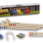 Kroket pro 2-4 hráče. Délka palic 80 cm.