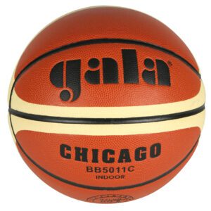 Závodní basketbalový míč v žákovské velikosti.