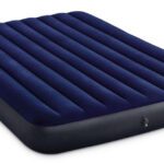 Nafukovací matrace pro 2 osoby 203 x 152 cm.