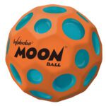 MOONBALL není z tohoto světa.