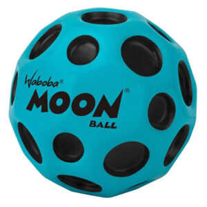 MOONBALL není z tohoto světa.
