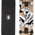 Dřevěný skateboard ve stylu Spiderman Beyond.