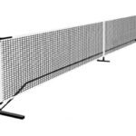 Samonosná síť na pickleball.